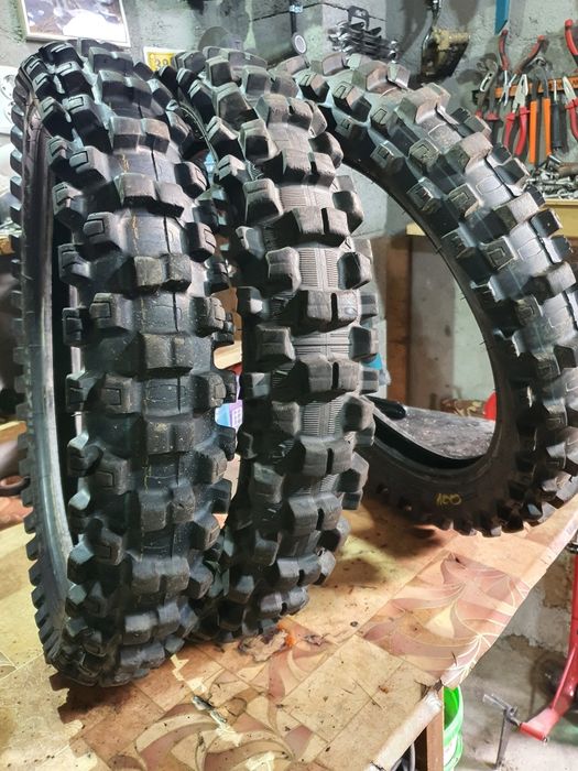 Dunlop 110 90 19 Michelin 110 90 R 19 CA NOI !