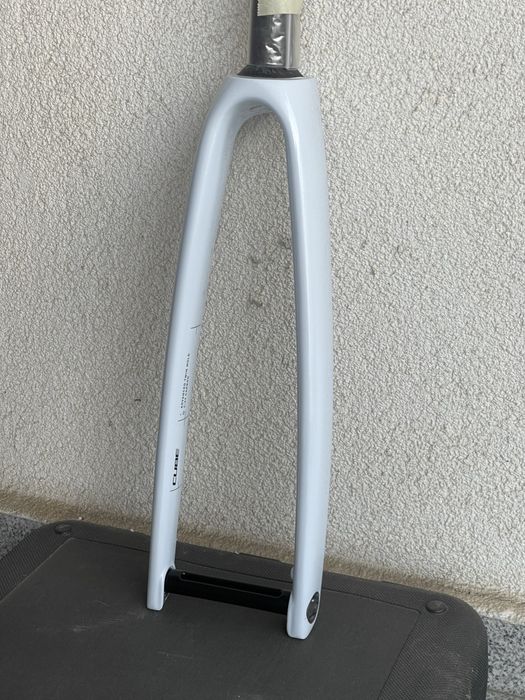Furca fixa carbon Cube Agree C62 CSL Evo Aero flashwhite