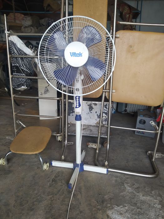 Вентилятор напольный регултруемый