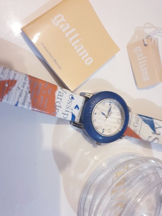 Galliano часовник