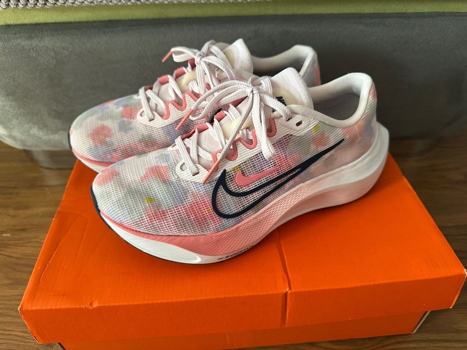 Nike ZoomX маратонки / обувки