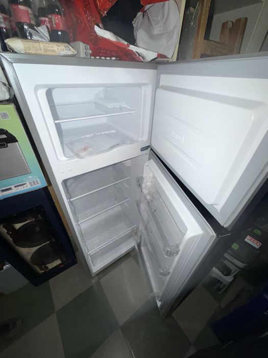 Хладилник с горна камера Beko