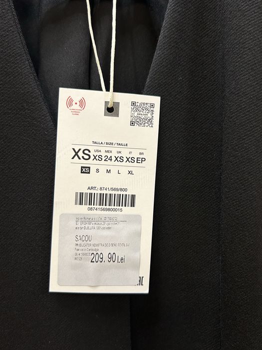 Sacou nou cu eticheta XS Zara