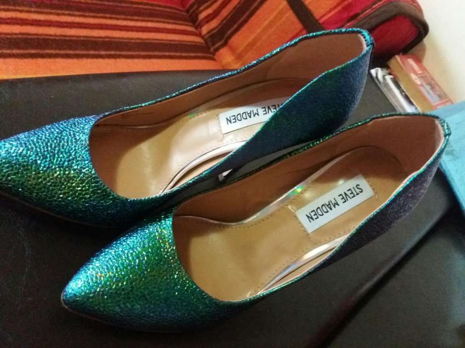 Pantofi STEVE MADDEN.nr 37 NOI