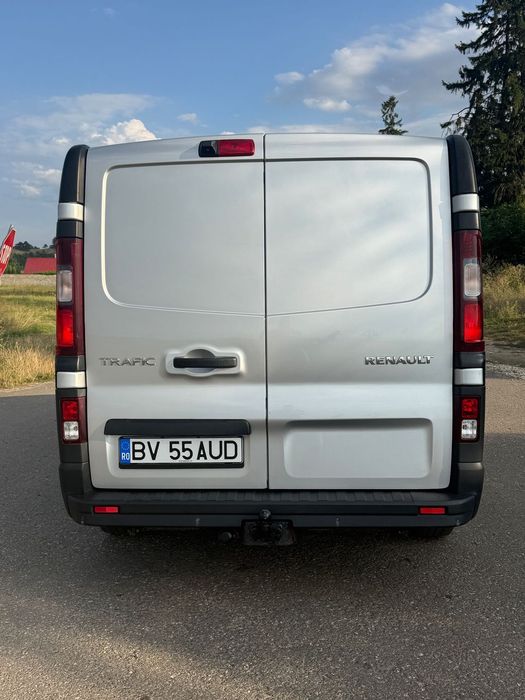 Renault Trafic  - varianta scurta