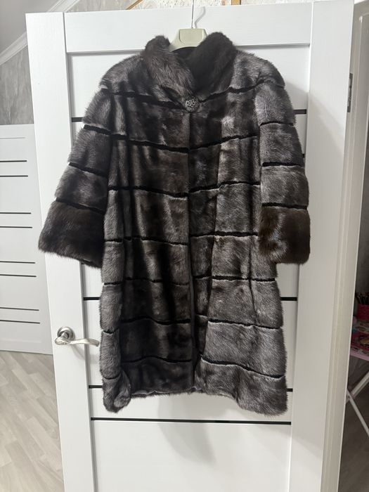 Продам норковую шубу.