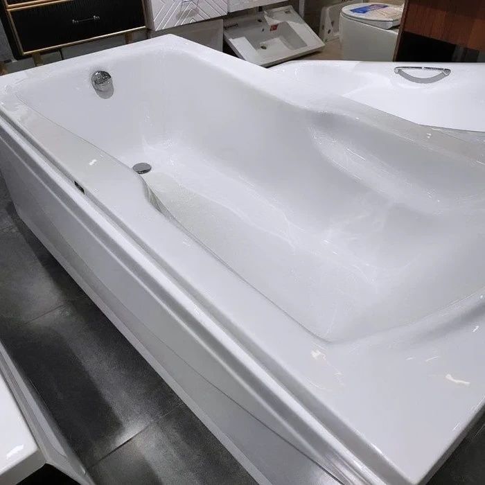 Ванны  Акриловые из ТУРЦИИ! Бренд:FORMINA Banyo.Комплект Ножки,панель.