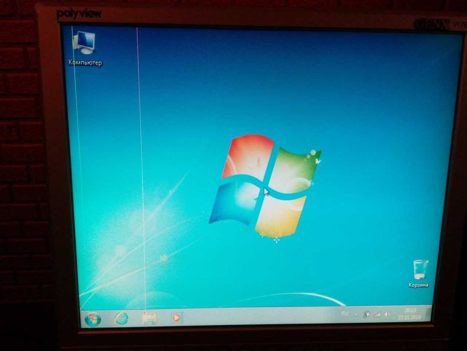 монитор Polyview V17E