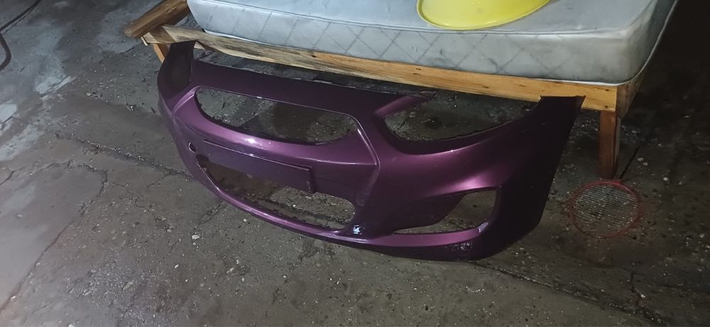 Передний бампер Hyundai Solaris / Accent