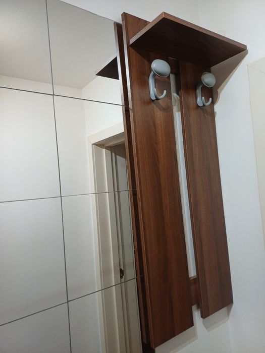 Vând pantofar și cuier mobexpert