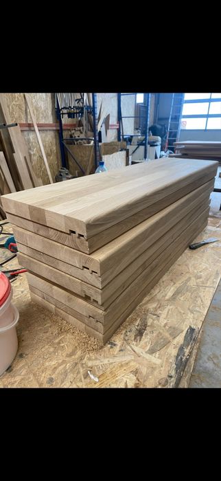 Trepte din lemn masiv de stejar