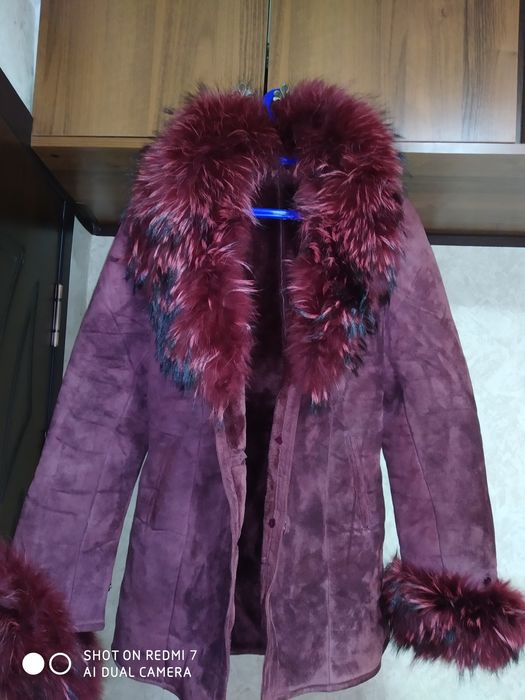 Продам женскую дубленку