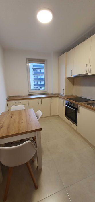 Inchiriez garsoniera Urban Plaza Brasov, mobilata, utilata, 38 mp – 430€