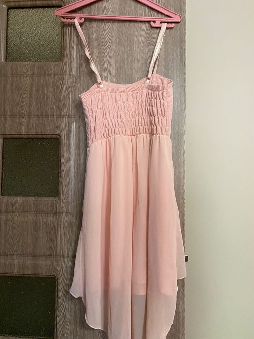 Официална рокля за поводи