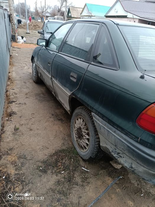 Продам 2 машины вместе Опель Астра ф