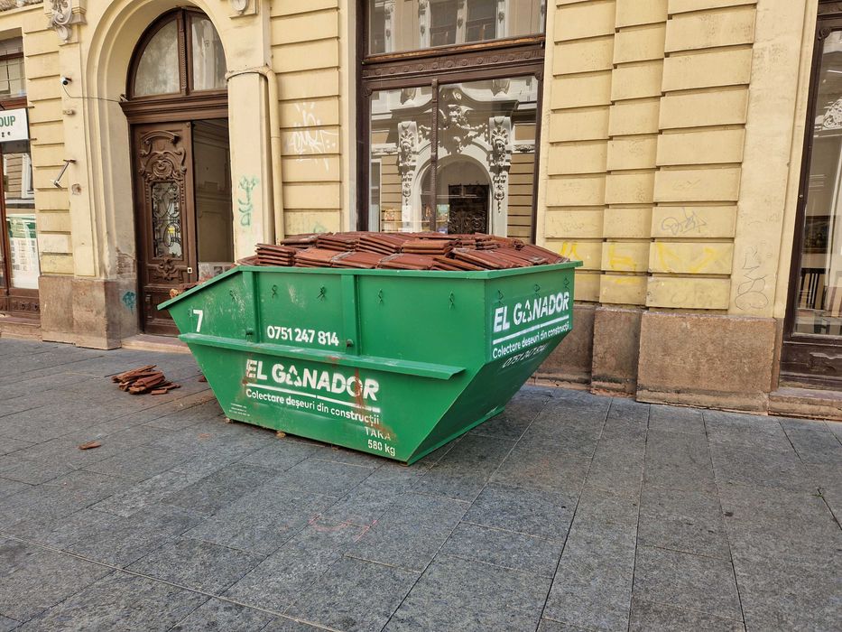 Moloz, deseuri mobilier