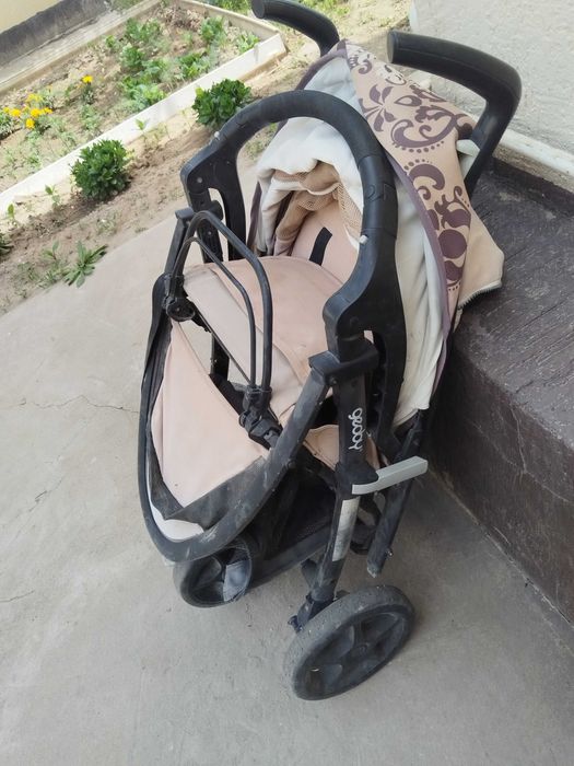 Детская коляска.