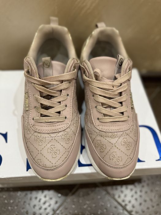 Сникърси Guess 39н.