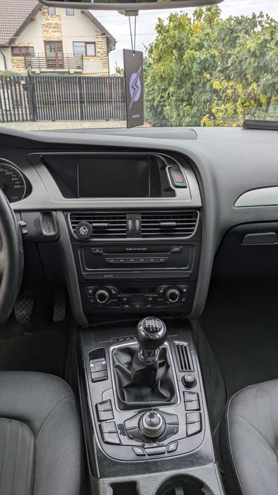AUDI A4 2010 — imagine 5
