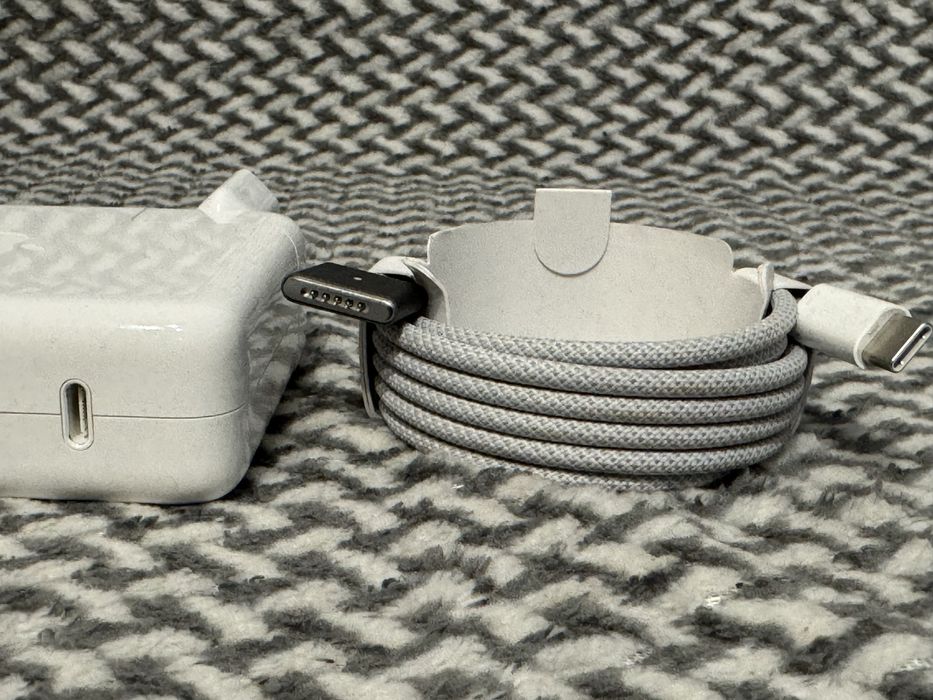 Incarcator / Alimentator Apple USB-C 140W A2452 + Cablu MagSafe3