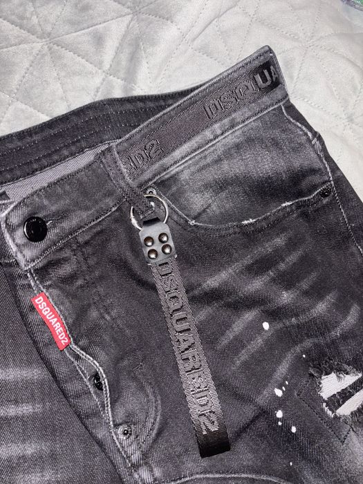 Дънки Dsquared.