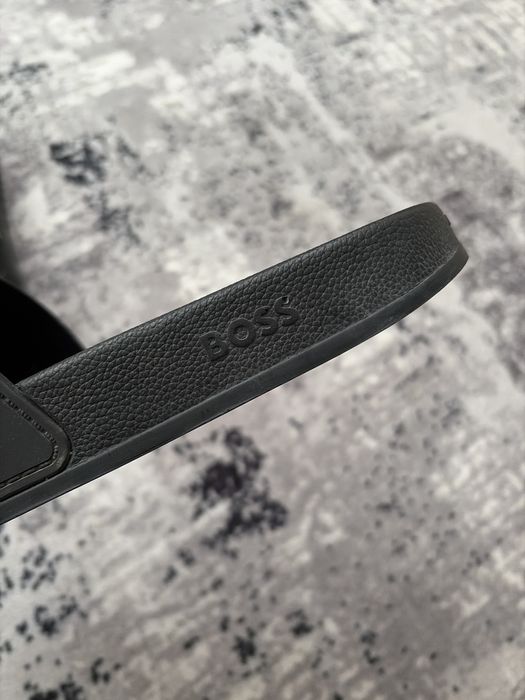 HUGO BOSS мъжки чехли р-р 41 / 26см