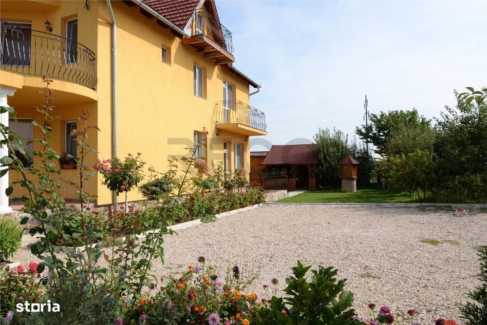 RECO Casa  Pensiune de inchiriat in Sanmartin – 8 camere