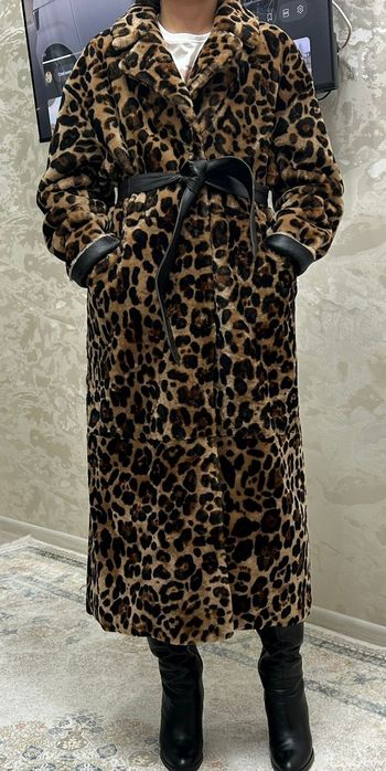 Продам шубу новую