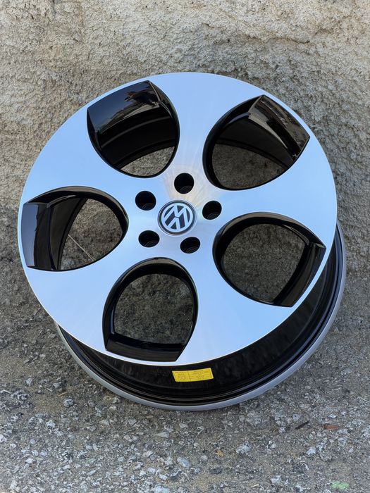 Джанти за Фолксваген Volkswagen 18 “ цола 5х112 чисто нови Golf GTI