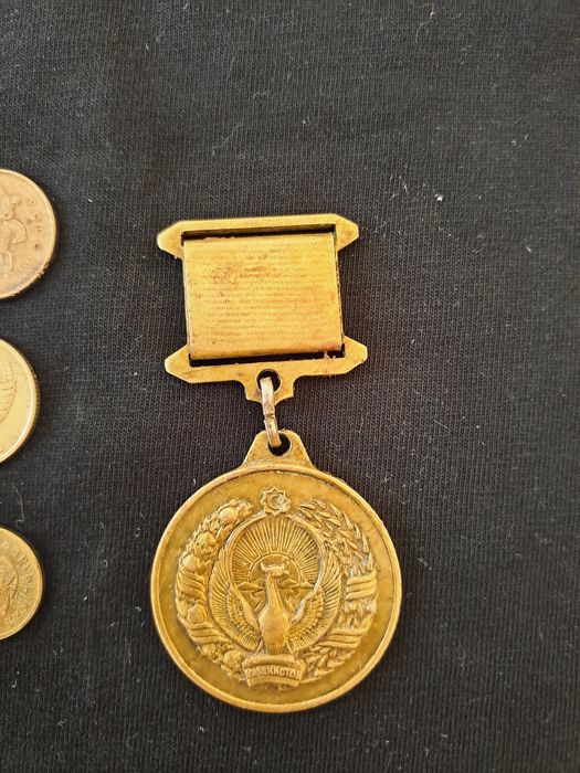 Tangalar kim qiziqsa tel qilsin narxi kelishiladi