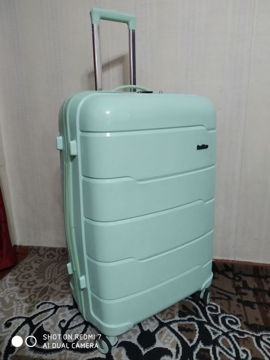 Чемоданы полипропиленовые