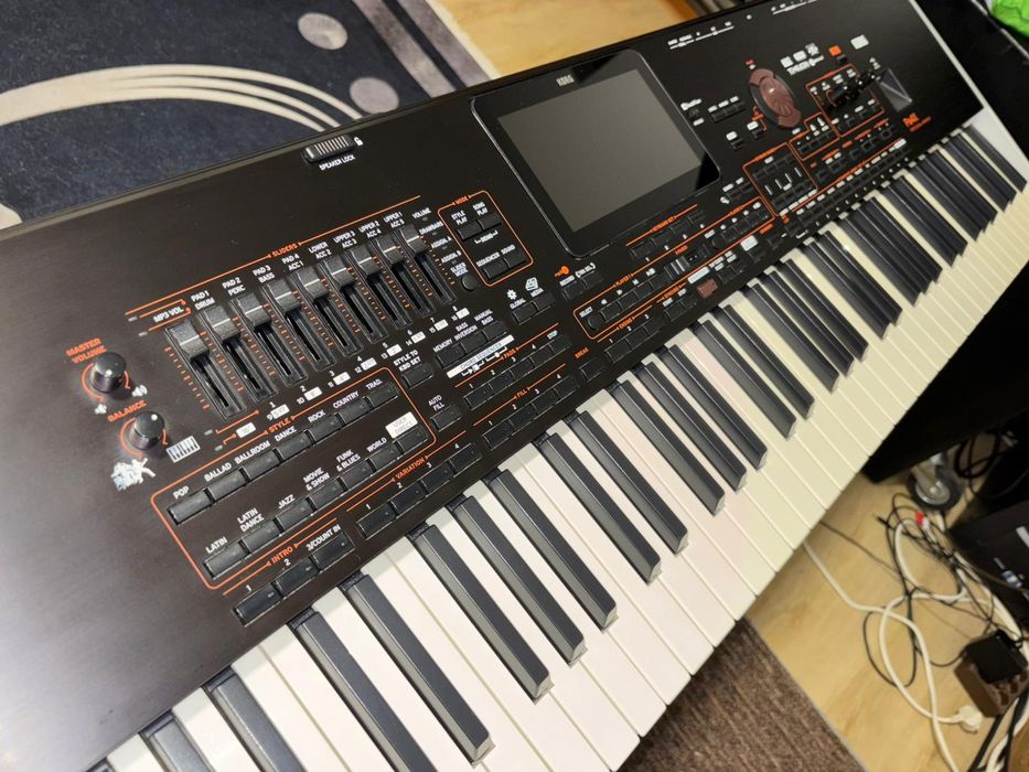Korg pa4x 76 key ca nou