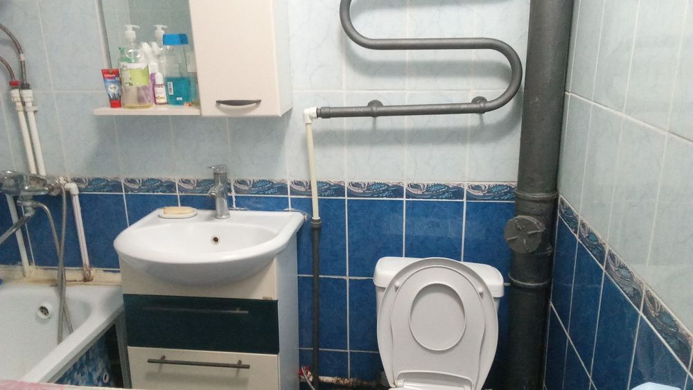 Продаю 4 комнатную квартиру