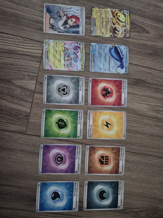 Cartonașe Pokemon de colecție