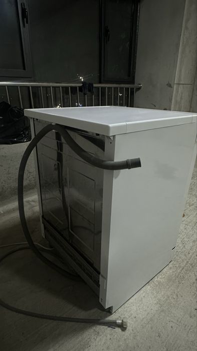 Idish yuvadigan mashina