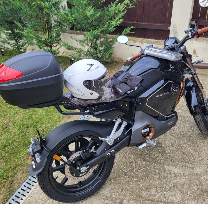 Motocicleta electrica Super Soco TC Max 2026 – NOUA, 1 km, ≈125cc, doar cu carnet Cat. B