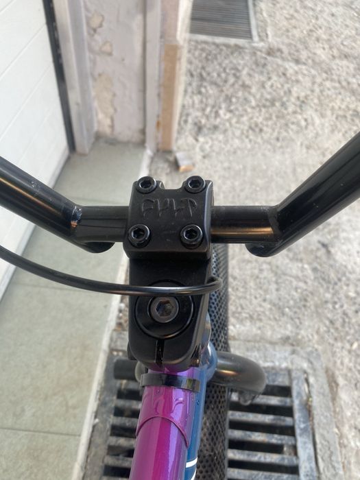 Bmx cult devotion колело