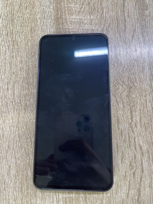 Galaxy S24 FE продаю