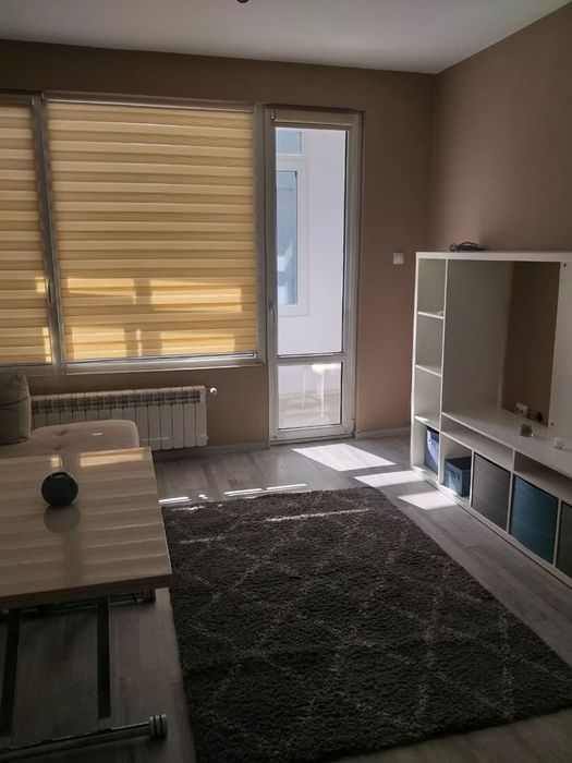 Дава се под наем Тристаен апартамент в София, Изток - 85 кв.м за 870 € - Снимка #2