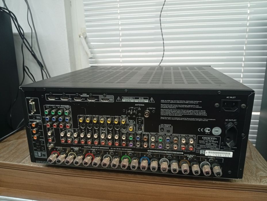 25 кг ресивър ONKYO TX-SR 875