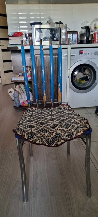 Продам стулья металлические