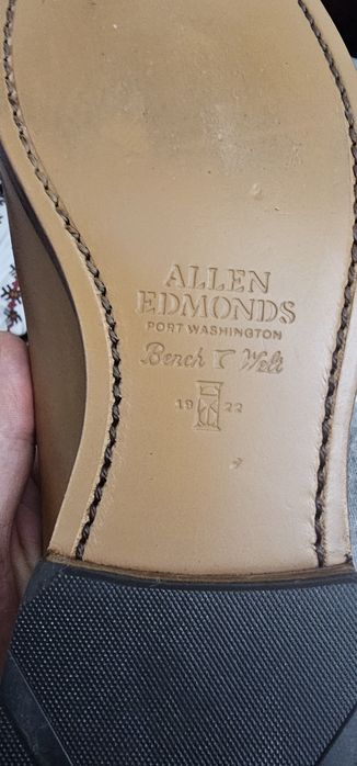 Pantofi Allen Edmonds