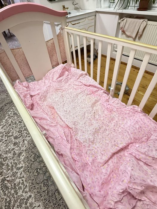 Детская кроватка в хорошем состоянии