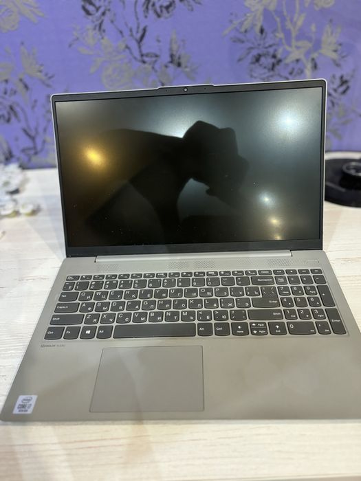 Ноктбук LENOVO