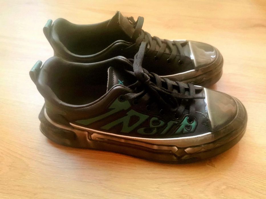 Adidași casual negri