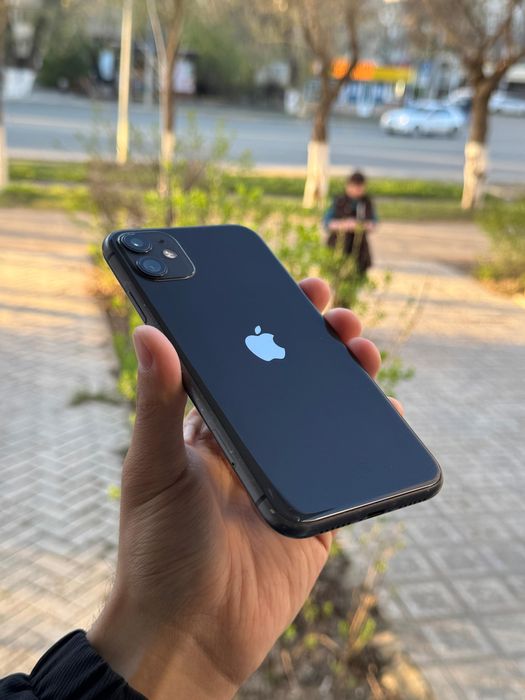Продам iphone 11