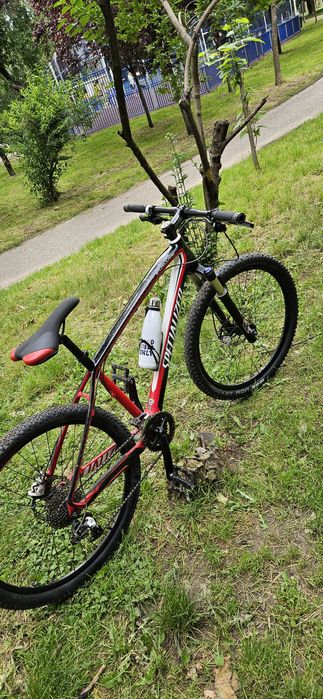 Bicicleta carbon specialized stup jumper