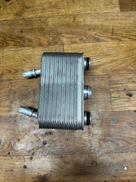 Теплообменник от БМВ Х5, Е53