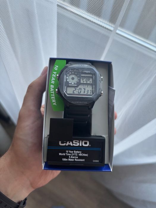 Наручные часы Casio Royale AE-1200WH-1AVEF