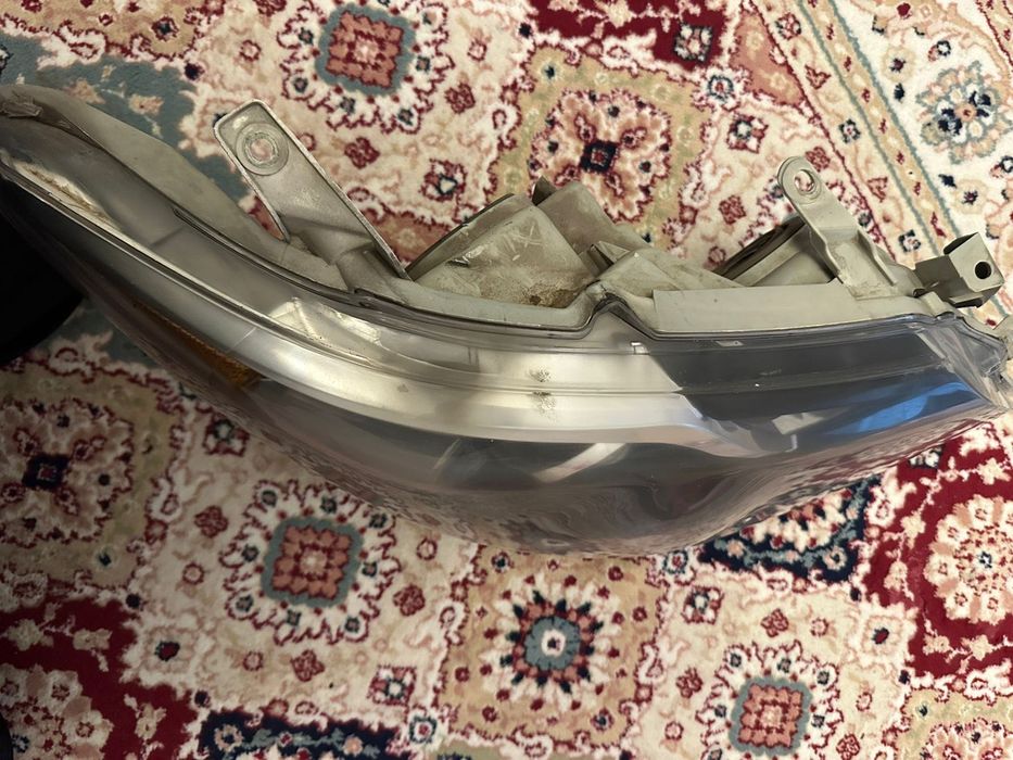 Фар машина камри 50